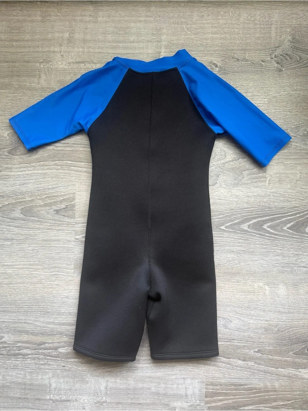 Tuga Kids S(7/8) Short Sleeve Blue/Black Wet Suit Front Zip Neoprene Swim Surf